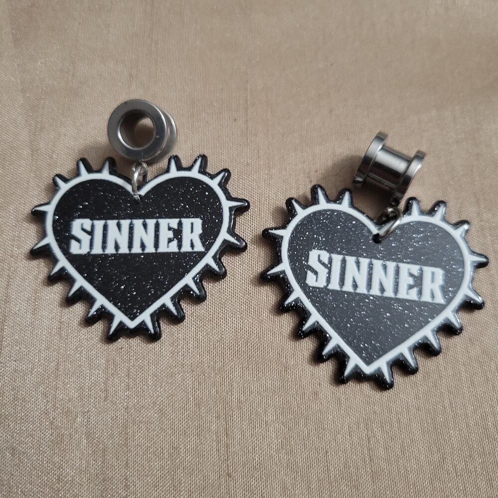 0 gauge (8mm) "SINNER" black glitter spiked heart stainless steel ear tunnels